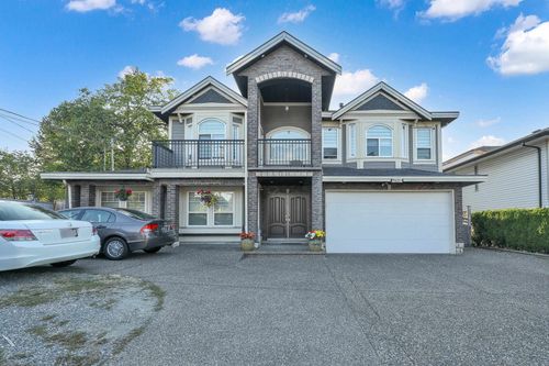 7621 140 St, Surrey, BC, V3W5J9 | Card Image