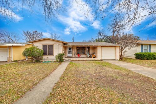 2707 W Beauregard Ave, San Angelo, TX, 76901-3604 | Card Image