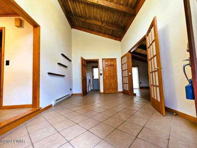 5-main entry | Image 7
