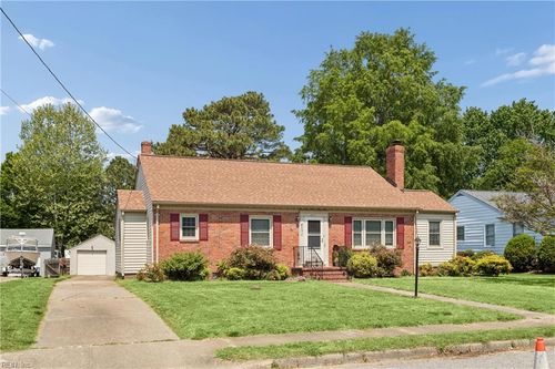 4037 Catesby Jones Dr, Hampton, VA, 23669-4655 | Card Image