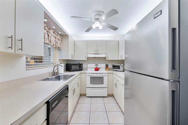 APT-603 - 183 Deer Creek Blvd, Condo with 2 bedrooms, 2 bathrooms and null parking in Deerfield Beach FL | Image 11