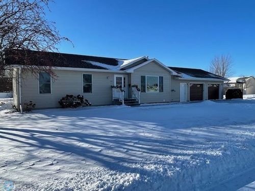 1103 18th Avenue N, Wahpeton, ND, 58075 | Card Image