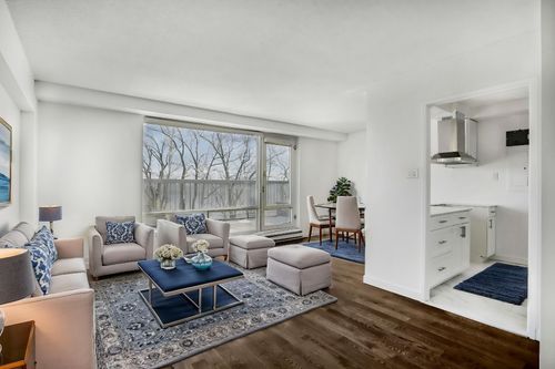 320-150 Rue Berlioz, Montréal, QC, H3E1K3 | Card Image