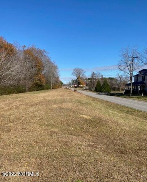 1024 Coburn Ln, Robersonville, NC, 27871-8826 | Card Image