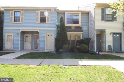 97 Wyndham Pl, Robbinsville, NJ, 08691-3127 | Card Image