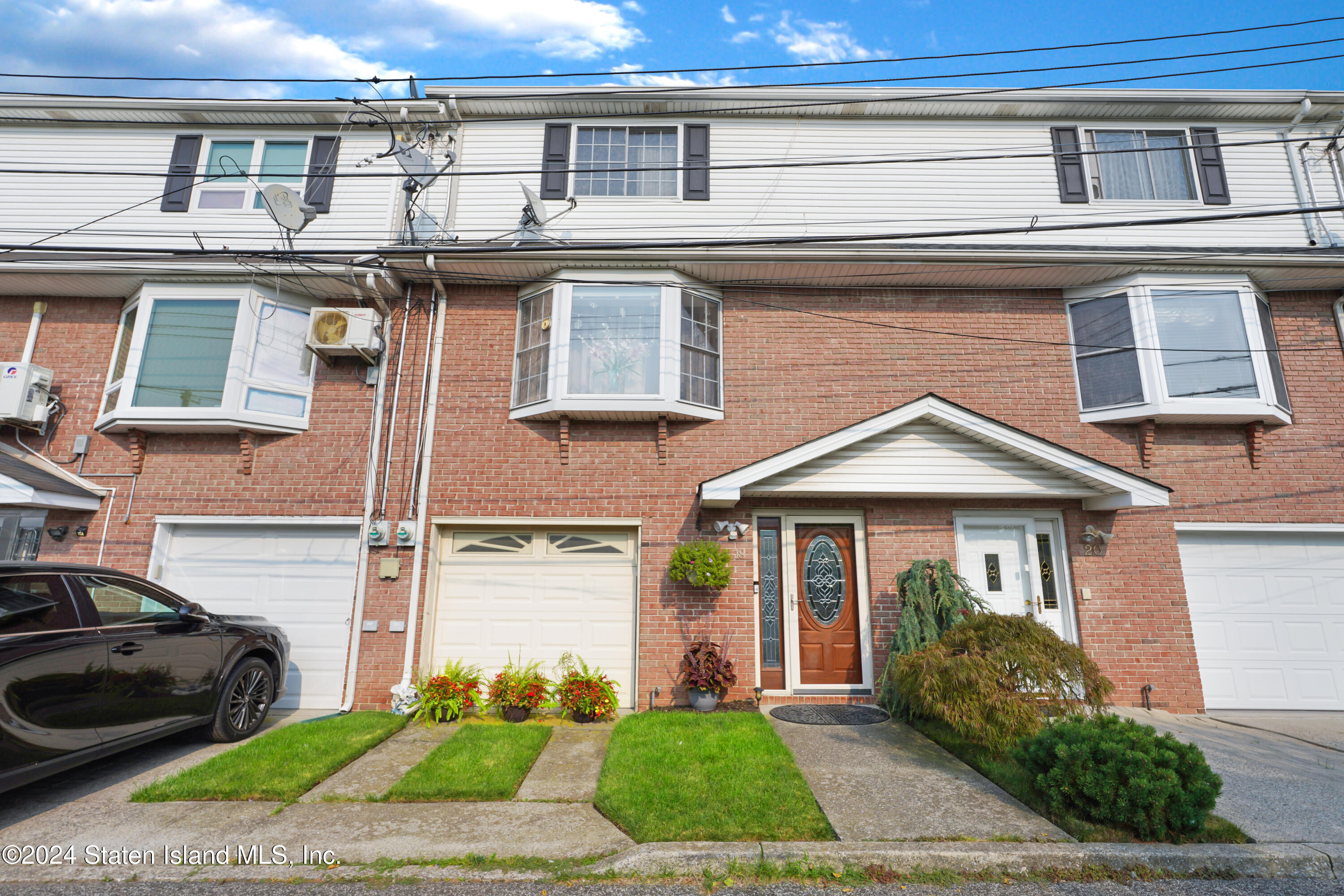 Ragazzi Ln, Staten Island, NY 10305