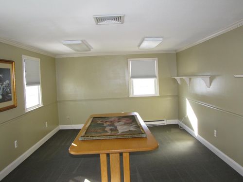 1100 Valley St, Manchester, NH, 03103-3532 | Card Image