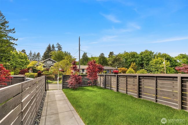 B - 3650 51 St Ave Sw, Townhouse with 2 bedrooms, 2 bathrooms and null parking in Seattle WA | Image 21