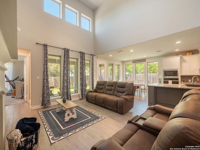 184 Cimarron Crk, House other with 4 bedrooms, 4 bathrooms and null parking in Boerne TX | Image 10