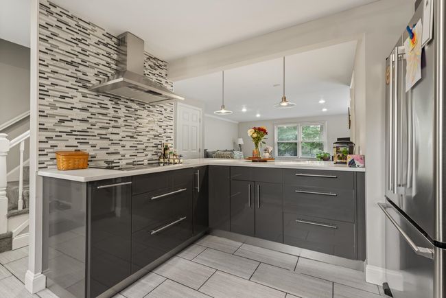 UNIT-21 - 56 Durham Rd, Condo with 2 bedrooms, 2 bathrooms and null parking in Dover NH | Image 4