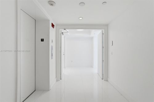 apt-501-2627 S Bayshore Dr, Miami, FL, 33133-5439 | Card Image