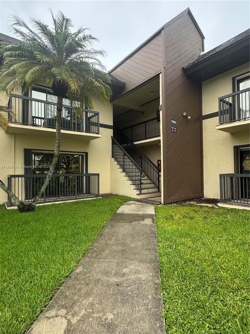 apt-625-7905 Sw 86th St, Miami, FL, 33143-7023 | Card Image