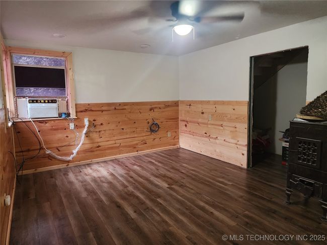 downstairs bedroom/office | Image 17