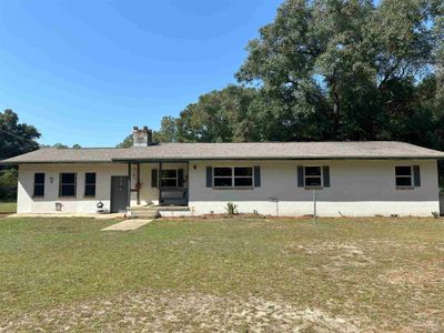 9421 Chumuckla Hwy, House other with 3 bedrooms, 1 bathrooms and null parking in Jay FL | Image 1