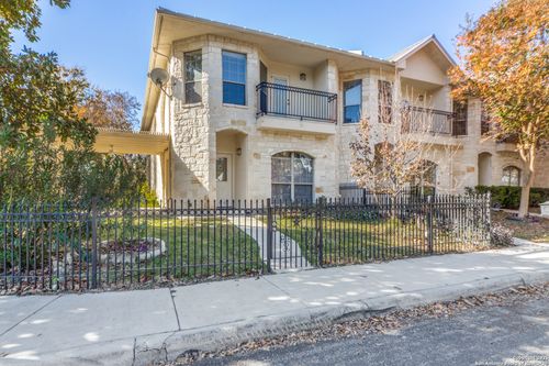 444 Herff St, Boerne, TX, 78006-2536 | Card Image