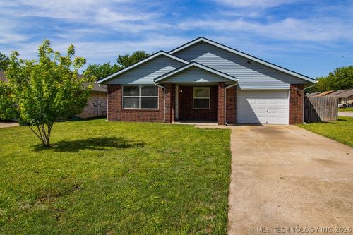 797 E 142nd Pl, Glenpool, OK, 74033-3627 | Card Image
