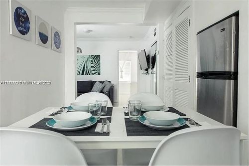 unit-1-928 Jefferson Ave, Miami Beach, FL, 33139-8493 | Card Image