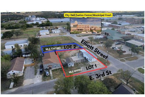 218 Elliott St, Taylor, TX, 76574-3741 | Card Image