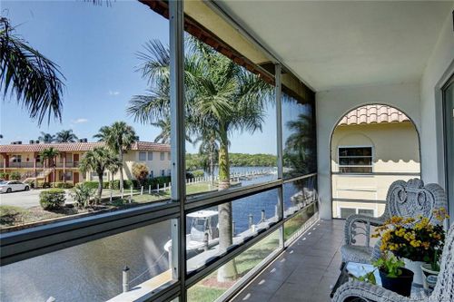 v12-2600 S Kanner Highway, Stuart, FL, 34994 | Card Image