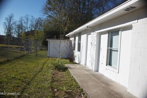 12011 Three Rivers Rd, Gulfport, MS, 39503-2932 | Card Image