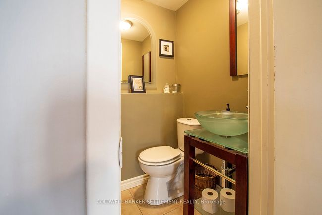1072 Kippawa Point Lane, House other with 5 bedrooms, 3 bathrooms and 8 parking in Sharbot Lake ON | Image 26