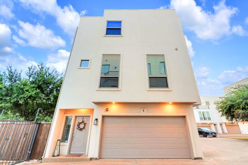 k-2100 N Fithugh Avenue, Dallas, TX, 75204 | Card Image