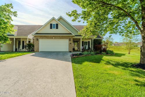 1443 Graybrook Ln, Knoxville, TN, 37920-9608 | Card Image