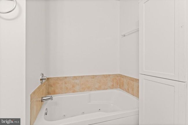 UNIT-105 - 4490 Market Commons Dr, Condo with 2 bedrooms, 3 bathrooms and null parking in FAIRFAX VA | Image 24
