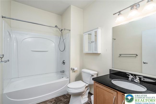 130 - 11 W 2 Nd St, Condo with 1 bedrooms, 1 bathrooms and null parking in BETHLEHEM PA | Image 16