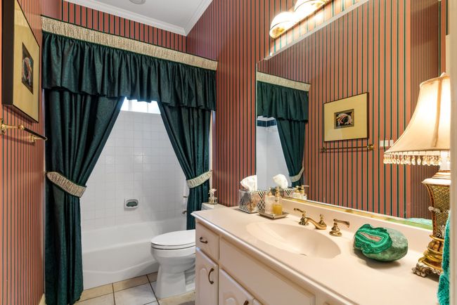 5613 Shady Elm Cir, House other with 4 bedrooms, 4 bathrooms and null parking in Plano TX | Image 19