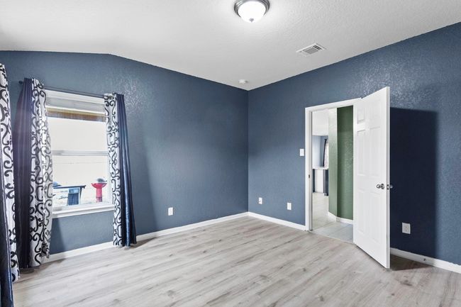 1524 Wedgewood Cv, House other with 3 bedrooms, 2 bathrooms and null parking in Lockhart TX | Image 12