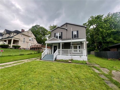 437 Powers Ln, Decatur, IL, 62522-3342 | Card Image
