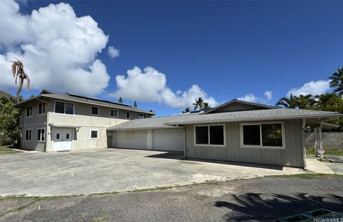 905 Kainui Dr, Kailua, HI, 96734-2027 | Card Image