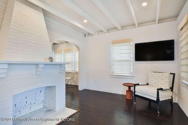20 E Goldsborough Ave, House other with 2 bedrooms, 1 bathrooms and null parking in Long Bch Twp NJ | Image 7