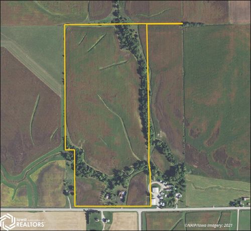 1986 120th St Nw, Swisher, IA, 52338-9511 | Card Image