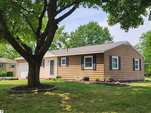 115 York St, Saint Louis, MI, 48880-9444 | Card Image
