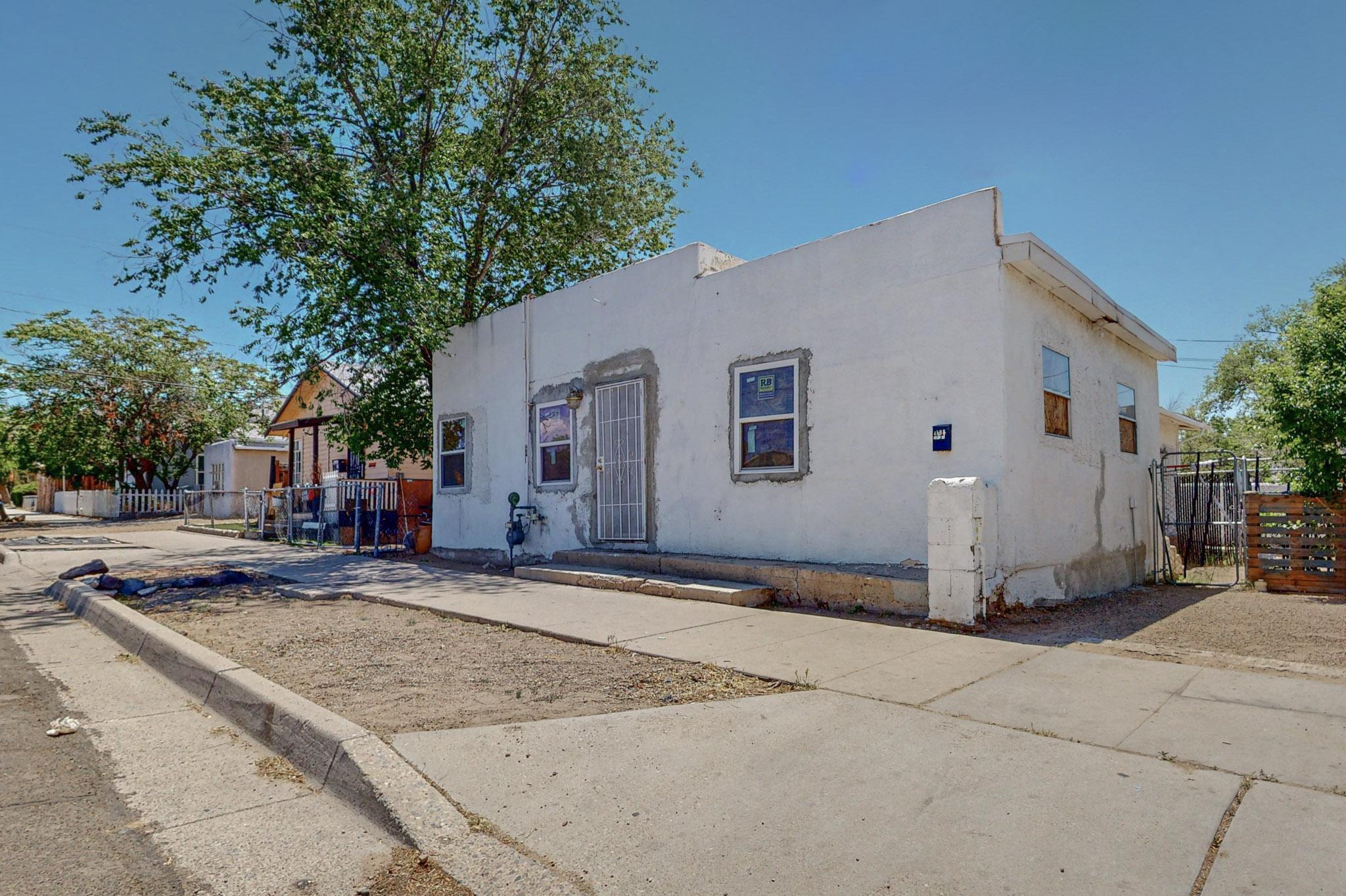 Santa Fe Ave, Albuquerque, NM 87102