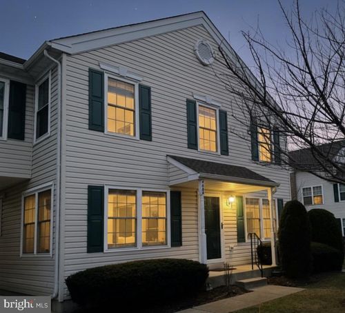 43-3005 Creekside Ct, Warrington, PA, 18976-2439 | Card Image