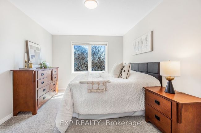 10 - 81 Valridge Dr, Condo with 3 bedrooms, 2 bathrooms and 1 parking in Ancaster ON | Image 11