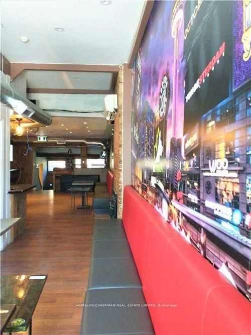 2nd-fl-529 Yonge St, Toronto, ON, M4Y1Y5 | Card Image