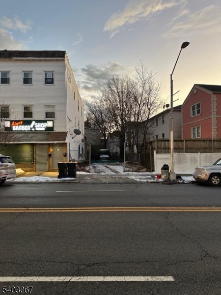 Land in Newark City 3