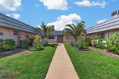 180-1802 Bedford Ter, SUN CITY CENTER, FL, 33573-6031 | Card Image