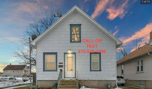 3204 Caledonia St, RACINE, WI, 53402-3906 | Card Image