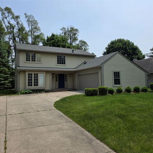 1872 Flemington Dr, Troy, MI, 48098-2559 | Card Image