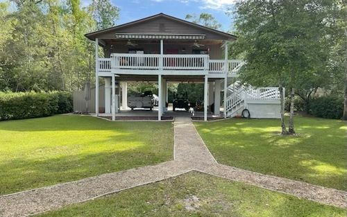 19019 Boeing Dr, Live Oak, FL, 32060-5272 | Card Image