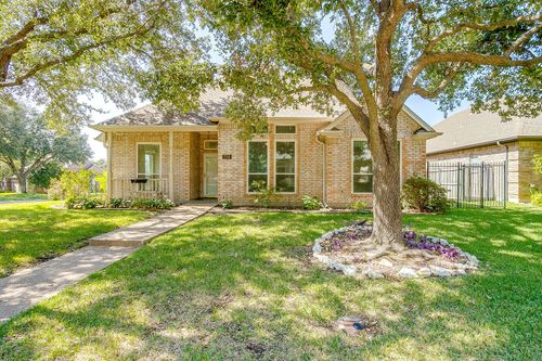7116 Deer Hollow Dr, Fort Worth, TX, 76132-3545 | Card Image