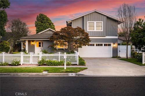 2042 Aliso Ave, Costa Mesa, CA, 92627 | Card Image