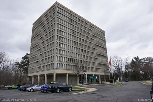 apt-908-22700 Garrison St, Dearborn, MI, 48124-2024 | Card Image