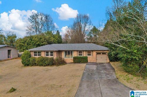 3012 Woodhaven Cir, Vestavia, AL, 35243-1829 | Card Image