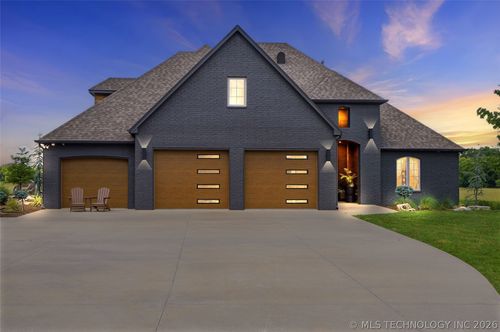 4203 191st St, Bixby, OK, 74008-5869 | Card Image